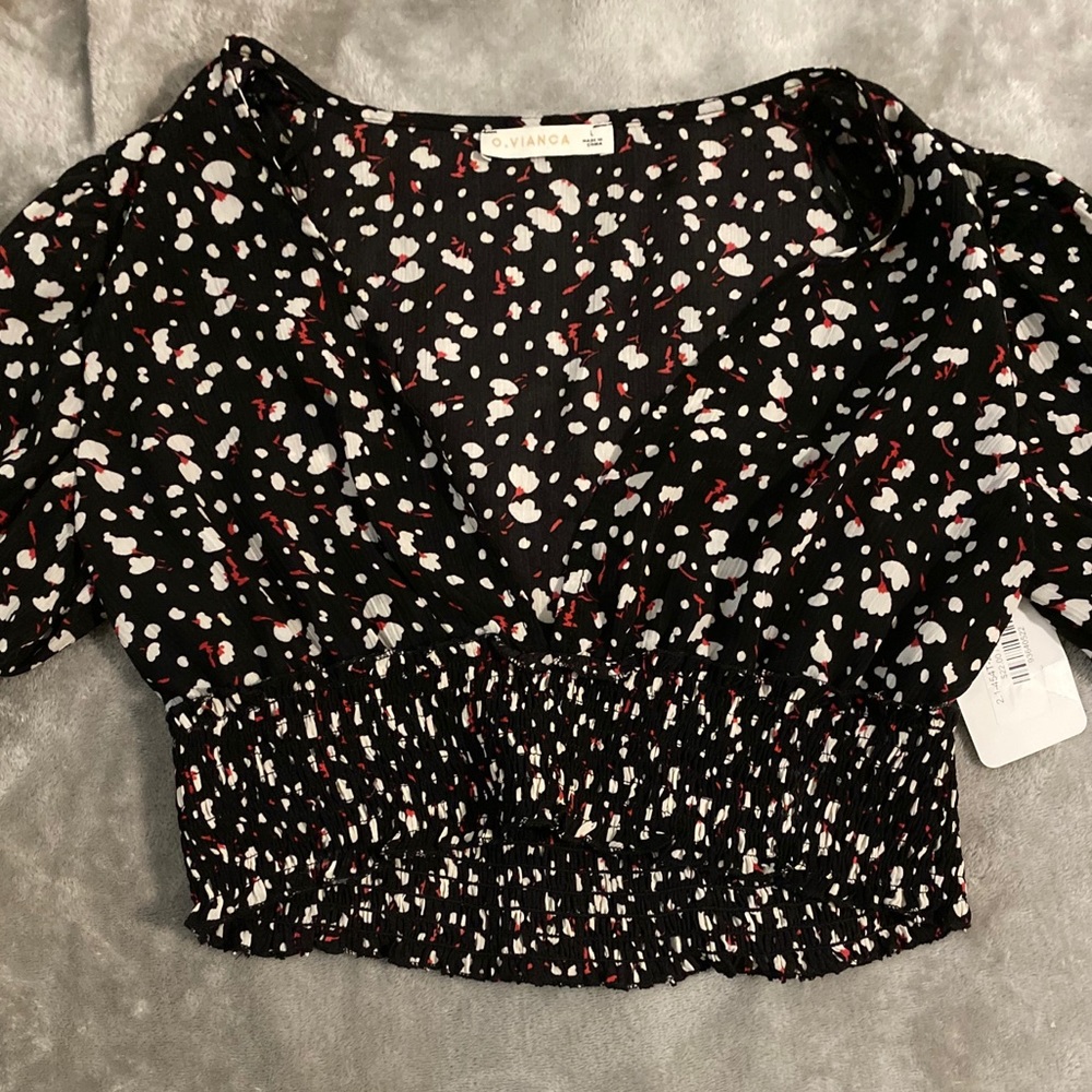 O. VIANCA v-neck crop top